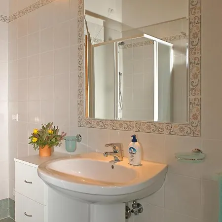 Il Pino - Cipresso Apartment Gambassi Terme